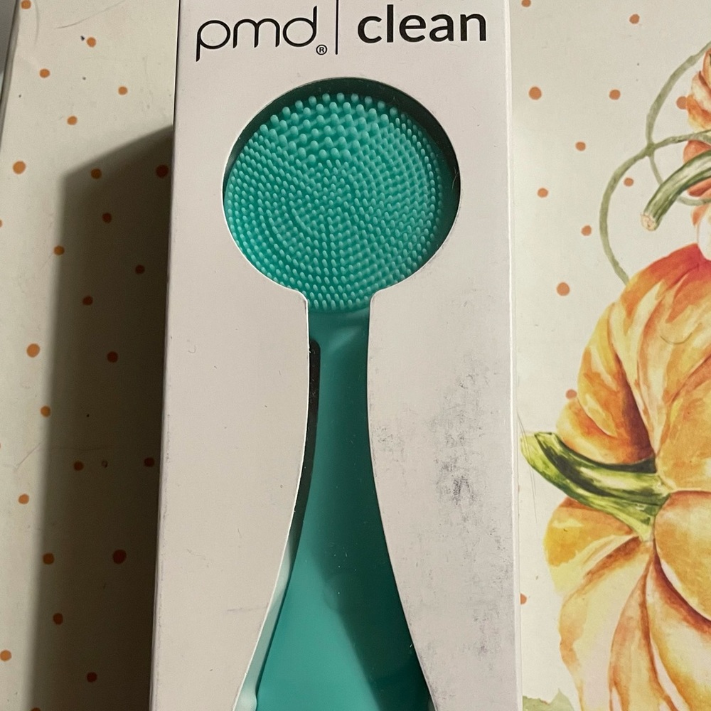 Pmd clean facial tool